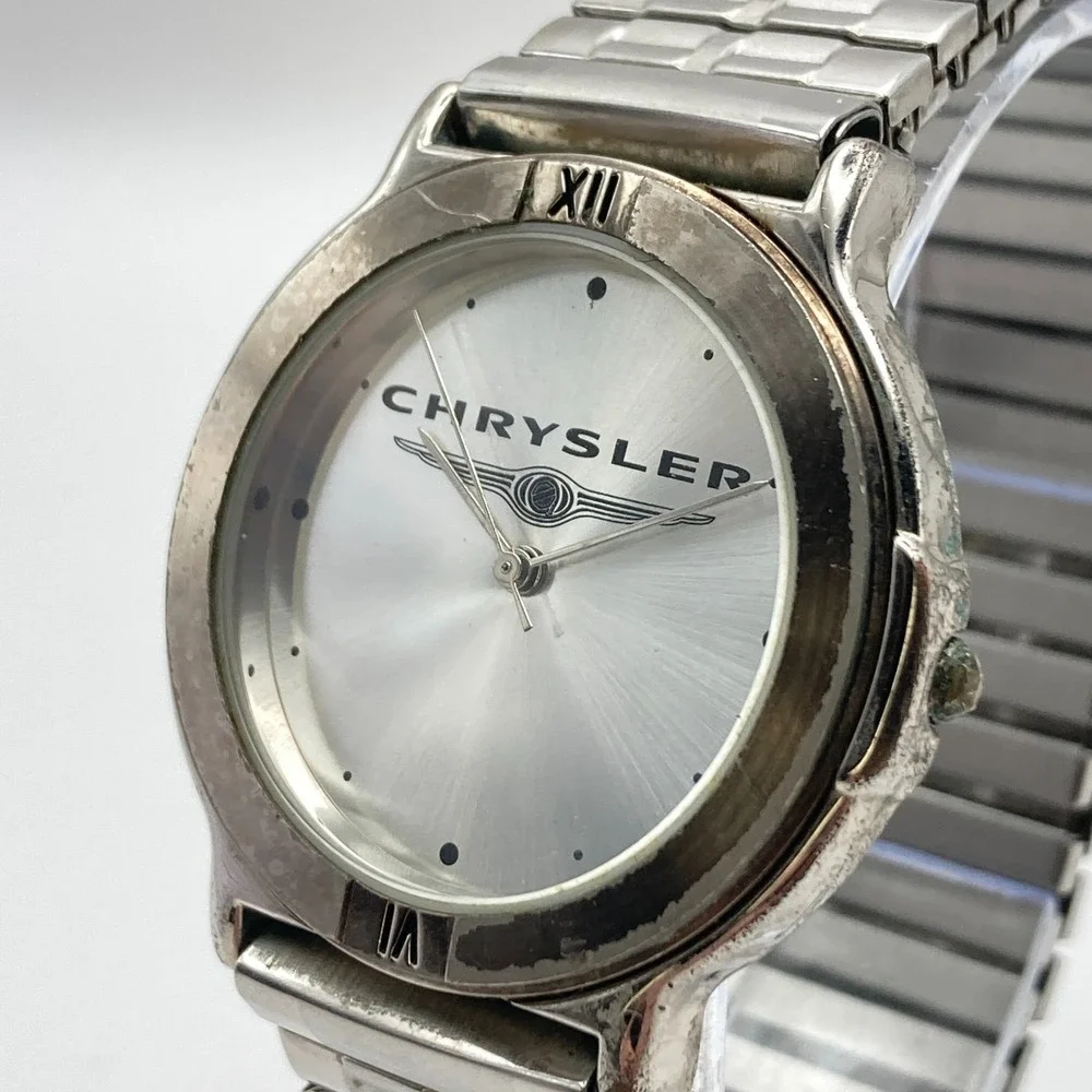 Chrysler Men's Watch 37mm Silver Tone Stretch Band New Battery SMALL 6.25